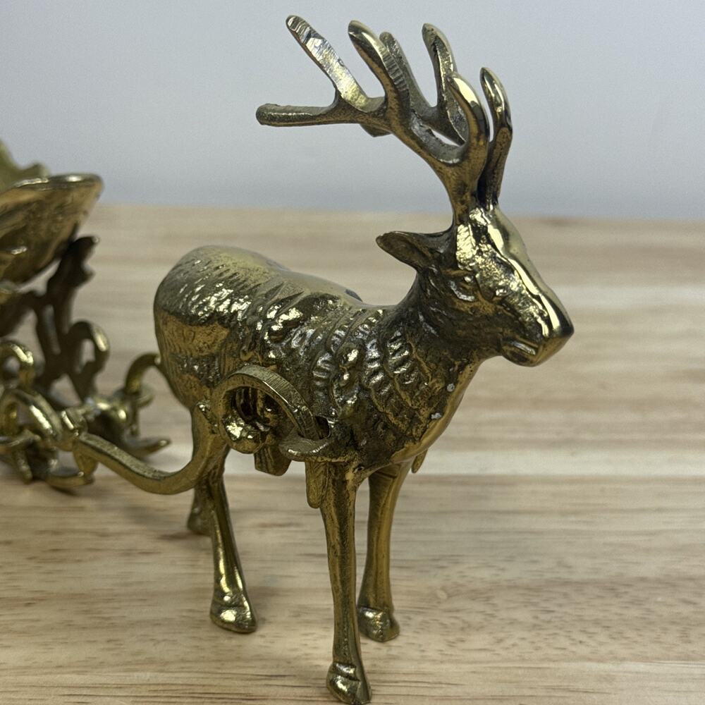 Vintage Brass 4 Piece Christmas Reindeer and Sleigh 10.25” Long - Picture 5 of 9